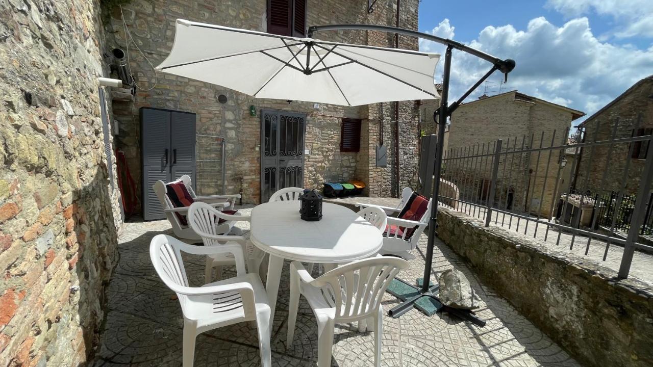 Casa Di Duccio Montone (Umbria) Exterior foto