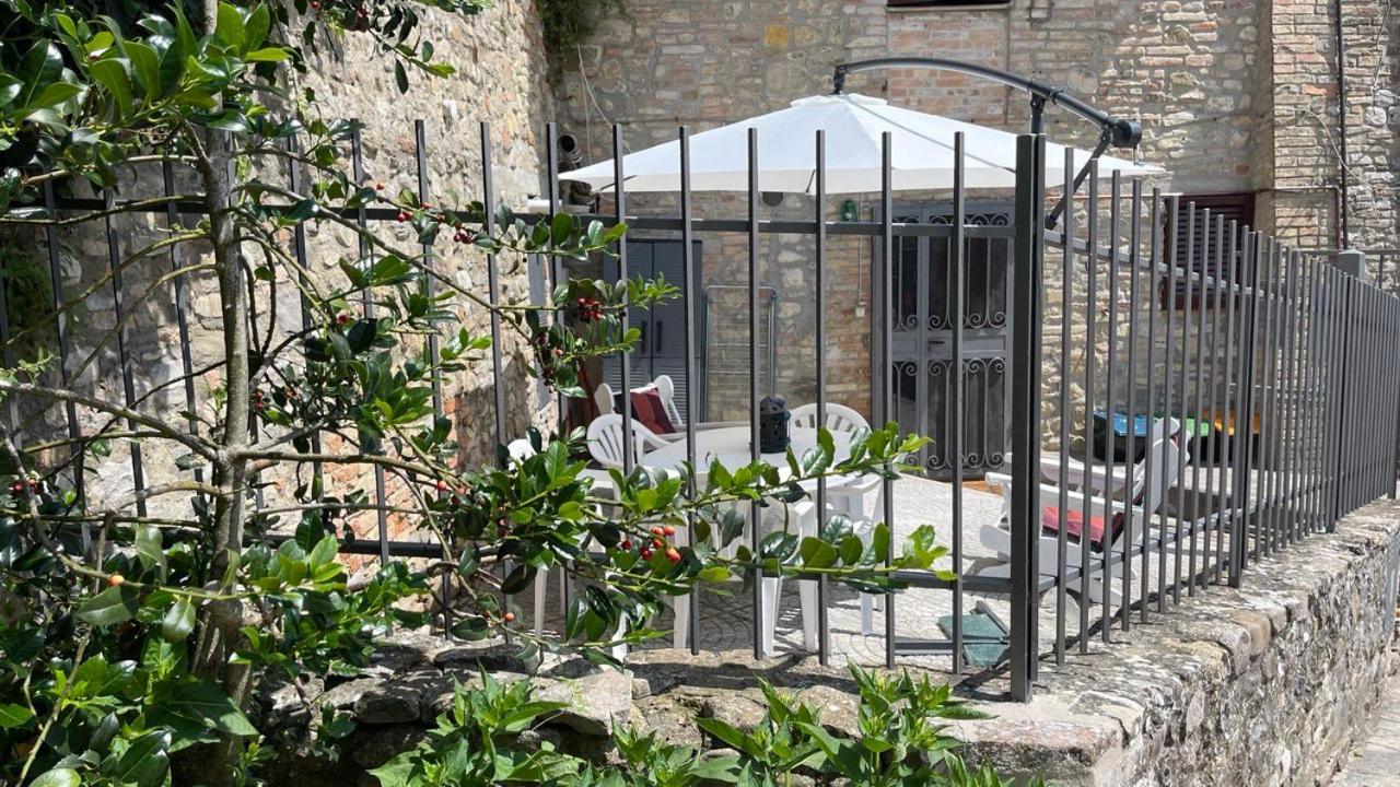 Casa Di Duccio Montone (Umbria) Exterior foto