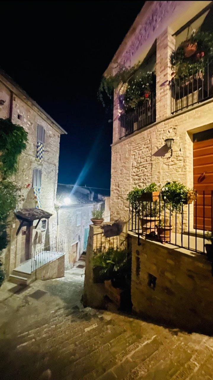 Casa Di Duccio Montone (Umbria) Exterior foto